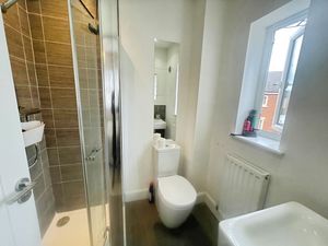 Photo 28- click for photo gallery